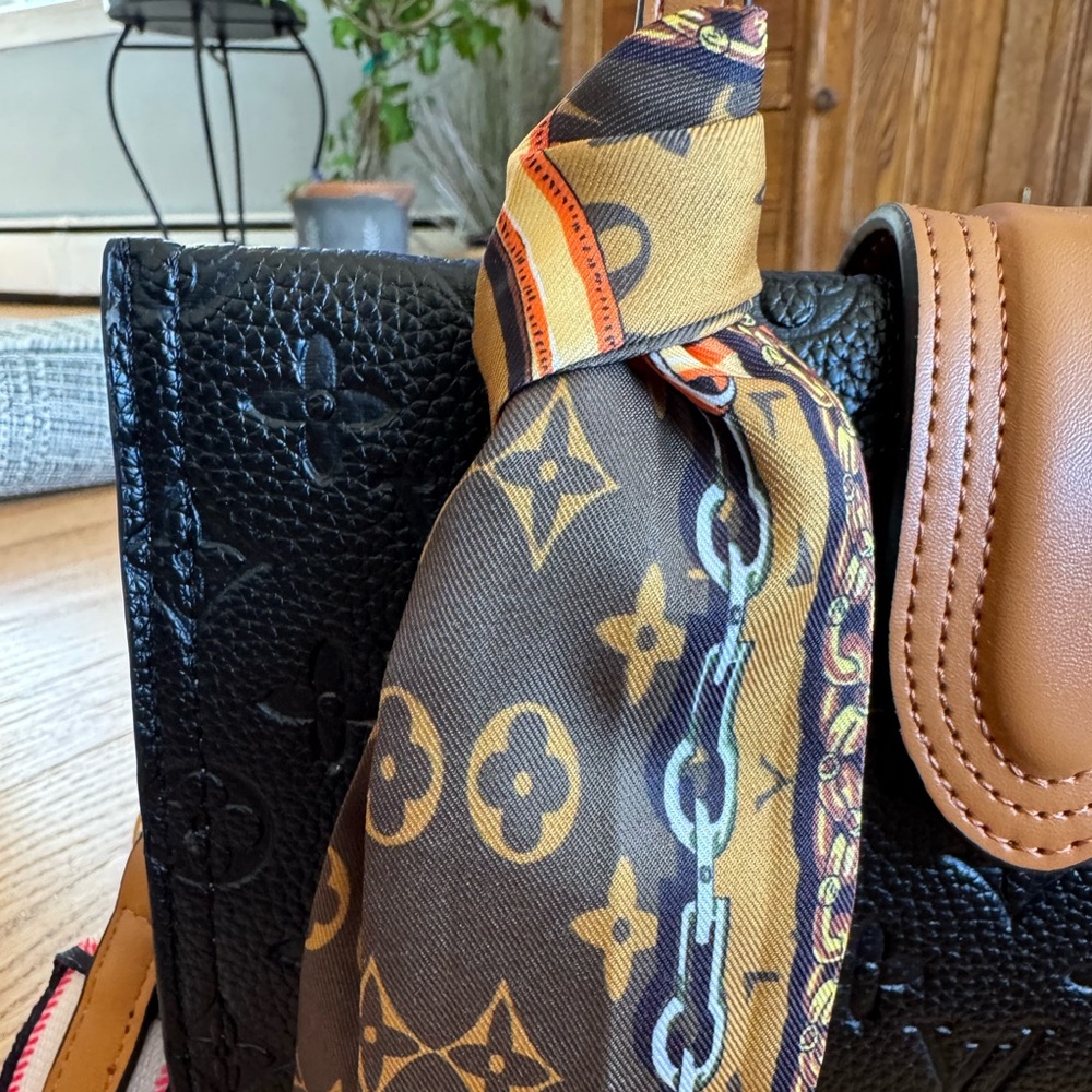 Designer style bag - Picture 2 of 9